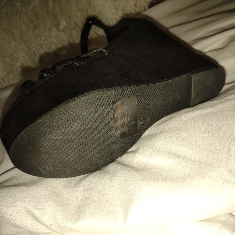 Platforms back - Picture 3 of 4